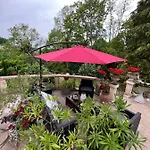 Notre Dame Face Au Chateau 게스트하우스 세단