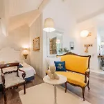 Guest house Notre Dame Face Au Chateau Sedan