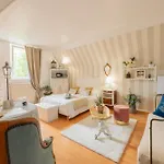 Guest house Notre Dame Face Au Chateau 4*