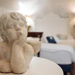 Notre Dame Face Au Chateau Guest house 4*