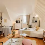 Notre Dame Face Au Chateau 4*