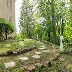 招待所 Notre Dame Face Au Chateau 4*