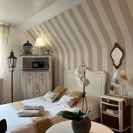 ゲストハウス Notre Dame Face Au Chateau