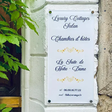 בית הארחה Notre Dame Face Au Chateau סדאן