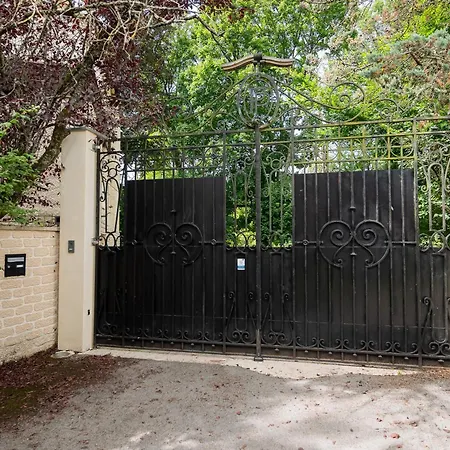 Casa de hóspedes Notre Dame Face Au Château