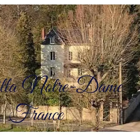 Notre Dame Face Au Chateau 4*